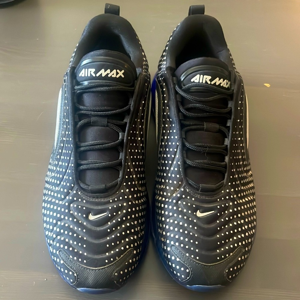 Nike Air Max 720 shoes size 11